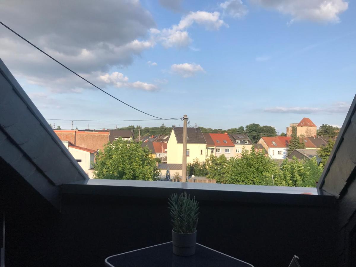 Apartment Mit Dachloggia Saarlouis Eksteriør billede
